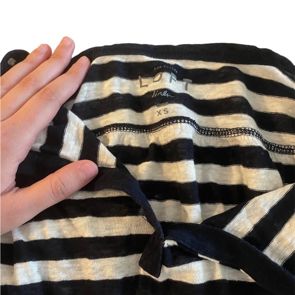 Loft women’s black and white stripped top - Picture 3 of 4
